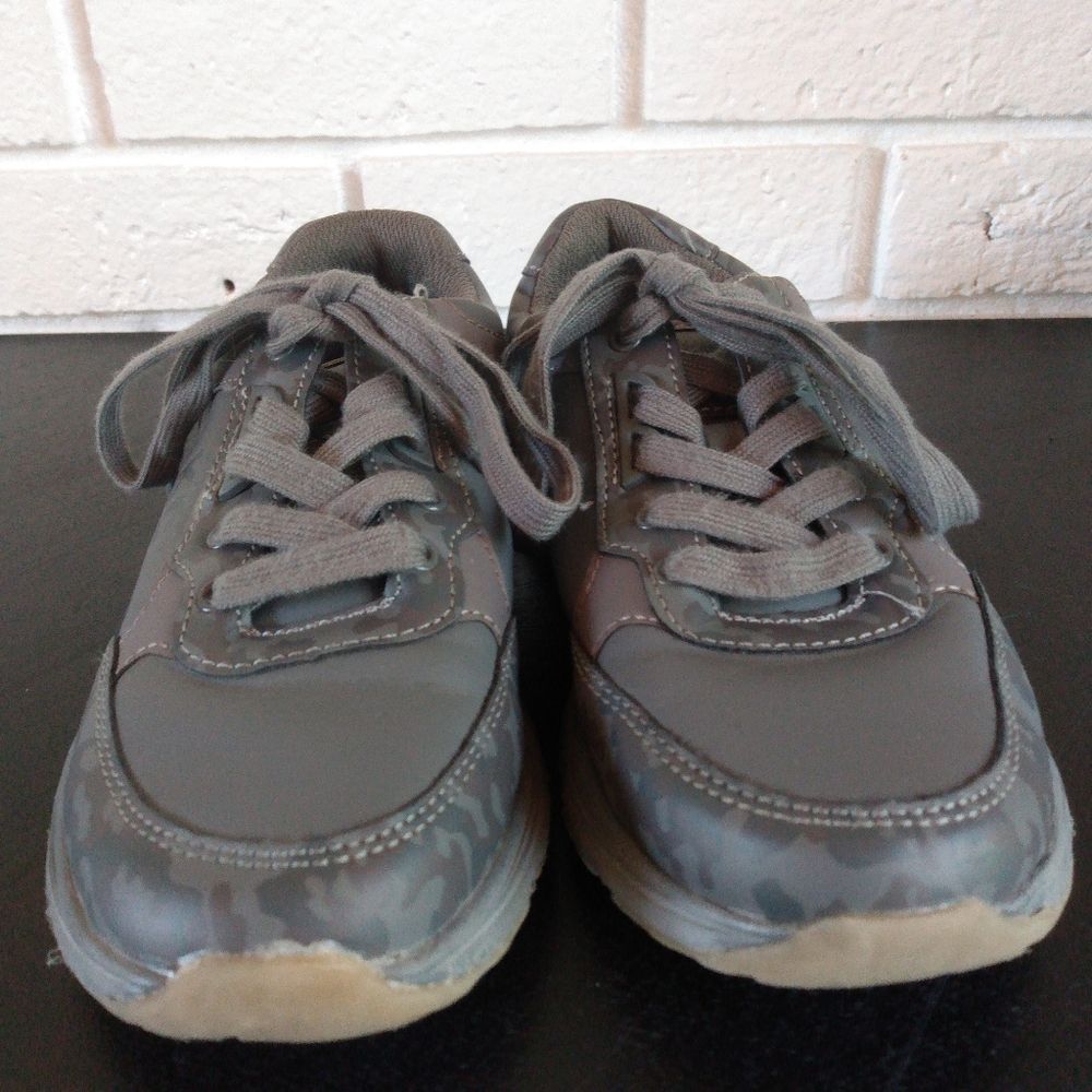 Grey Kenneth Cole Shoes Women's Size 3